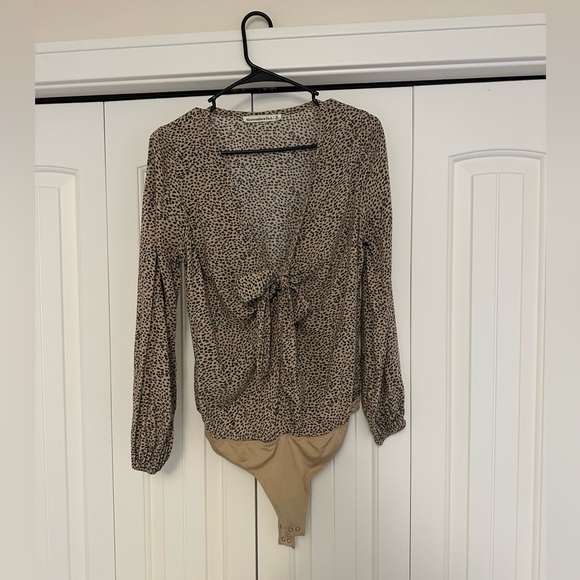 Abercrombie and Fitch Bodysuit - Picture 1 of 4